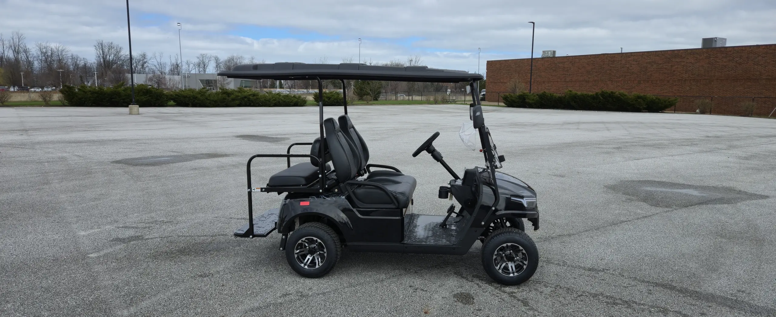 whisper w3 golf carts Bedford Heights Ohio