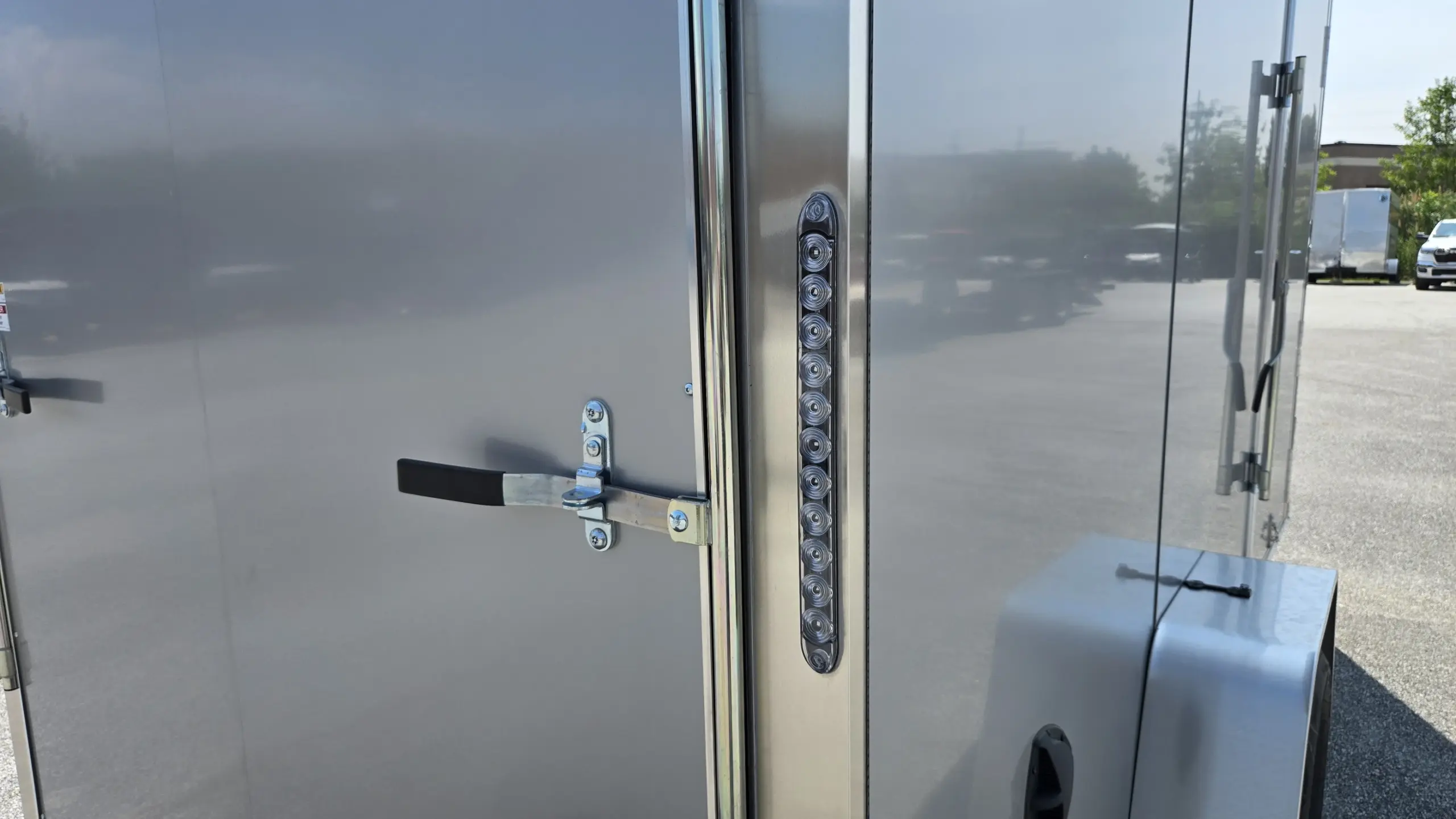 enclosed cargo trailer in mentor ohio eastlake ohio