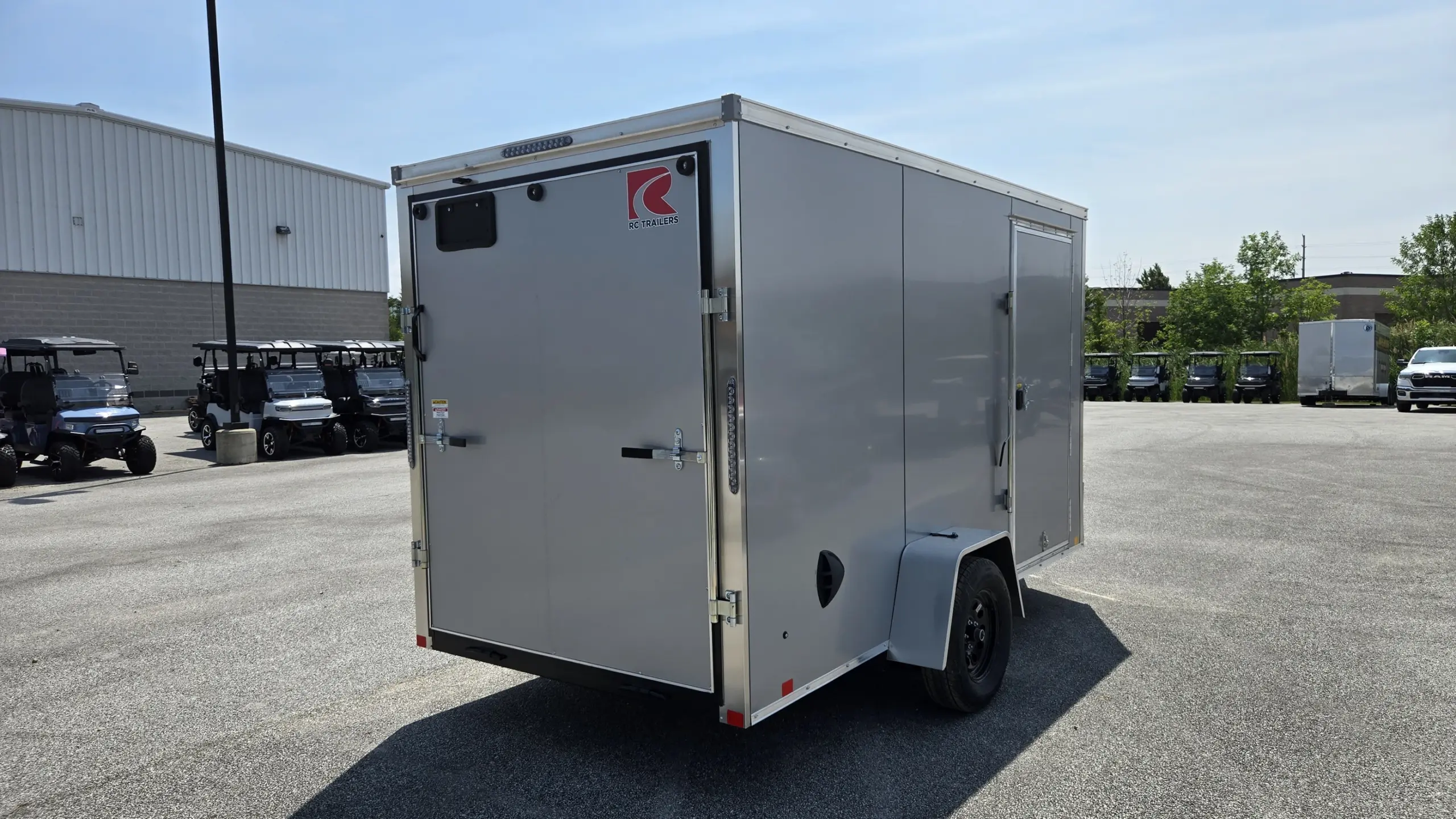 enclosed cargo trailer in mentor ohio willowick ohio