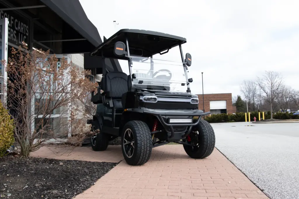 what are the dimensions of a golf cart Circleville Ohio