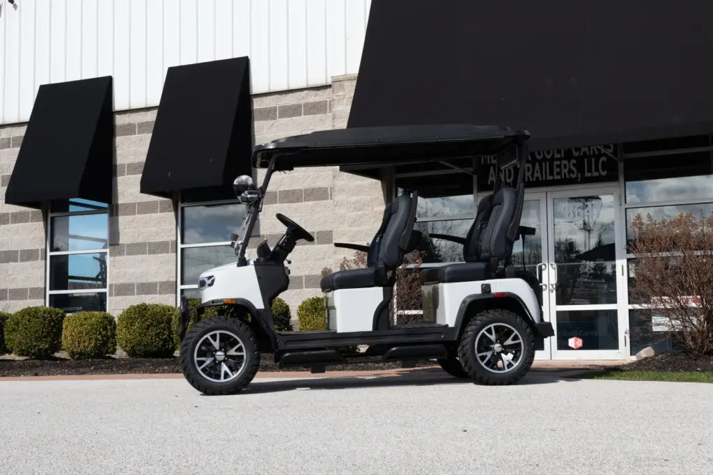 how many batteries in a golf cart Mentor on the Lake Ohio